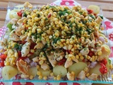 Salade composée de pommes de terre , poulet et maïs