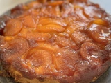 Gâteau aux abricots caramélisés