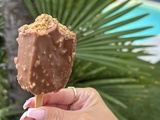 Magnum cake en trompe l’œil – saveur cacahuètes