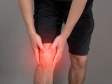 Comment gérer un épanchement de synovie au genou