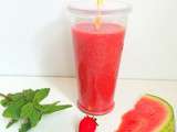 Smoothie fraises, pastèque et menthe (Strawberries, watermelon and mint smoothie)