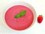 Soupe de betteraves et fraises au basilic (Beetroot and strawberries soup with basil)