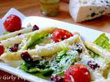 Salade d’asperges, tomates brûlées et neige de roquefort