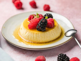 Ce flan vanille express avec seulement 3 ingrédients fait un carton (et ne contient ni œuf ni sucre ajouté)