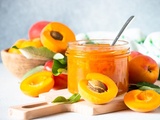 Cette confiture d’abricots maison bluffe tout le monde (et elle ne contient que 3 ingrédients)