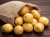Conservation des pommes de terre : ce fruit à mettre à côté d’elles pour éviter qu’elles ne pourrissent