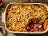Crumble framboise et amande : la méthode pour un topping croustillant inratable