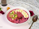 Porridge de graines de chia aux fruits rouges