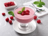 “Waouh, c’est frais et léger !” : cette mousse framboise-citron vert qui régale tout le monde