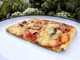 Pizza chorizo, poivrons et oignons
