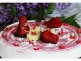 Délice crémeux fraises rhubarbe et fondant pistache......Hummmmm! On en redemande