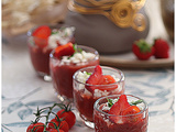 Gaspacho fraises tomates, super rafraîchissant et délicieux...féta et basilic