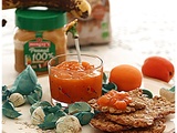 Tartines de cereales et compotée d'abricots frais! Un petit déjeuner extra