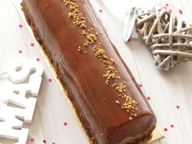 Bûche chocolat pralines roses : découvrez les recettes de Cuisine Actuelle