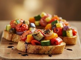 Brushettas aux légumes confits