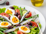 Salade niçoise traditionnelle