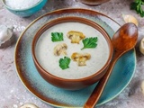 Velouté de champignons de Paris au gingembre