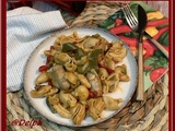 Pâtes aux poivrons, chipolatas et pesto