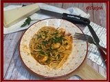 Spaghetti aux crevettes et sauce tomate