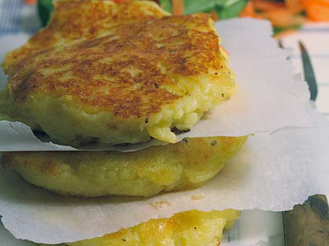 Galette savoyarde avec pommes de terre, lardons et fromage à raclette, Recette