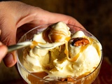 Glace à la vanille et caramel au beurre salé