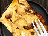 Pudding aux raisins secs pour utiliser les restes de pain