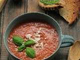 Soupe aux tomates confites au four
