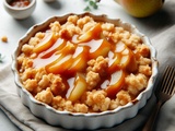 Crumble aux poires et caramel beurre salé