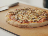 Faut-il faire cuire les champignons pour une pizza