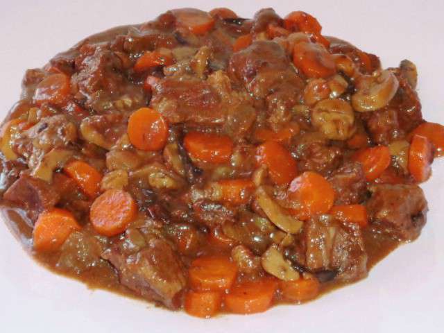 Recettes de Boeuf aux carottes et Pruneaux