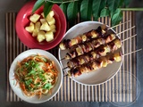 Brochettes d’ananas et de poulet mariné