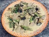 Cocotte de veau aux asperges vertes de Cyril Lignac