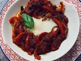 Piperade aux œufs : la recette basque facile et traditionnelle
