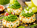 Mise en bouche chèvre frais & noisettes crème à l’herbe de blé,