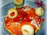 Pancakes au caramel, fruits confits, litchis, avec une préparation kimchi passion