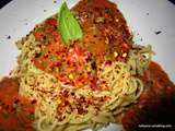 Pâtes spaghetti à la sauce basilic / tomates / parmesan / ail/ confit de ratatouille / huile