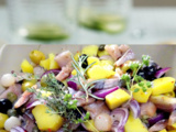 Salade de hareng aux pommes de terre, huile d olive