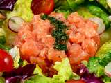 Tartare de Saumon, Salade Mixte