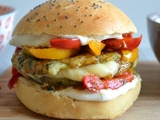 Hamburger légumes et fromage du Cantal
