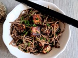 Nouilles soba au tofu mariné