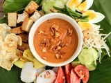 Gado gado - Salade indonésienne arrosée de sauce cacahuète