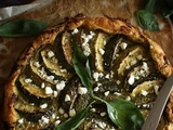 Tarte de courgettes rondes, pesto et feta