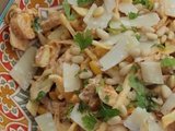 Salade au poulet, maïs, chou & croûtons