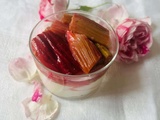 Rhubarbe rôtie au gingembre et crème légère au thé