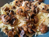 Salade de chou blanc et champignons caramélisés au soja