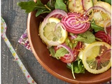 Salade de betterave chiogga comme un bouquet de fleurs