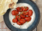 Tomates cerise rôties au yaourt grec façon Ottolenghi