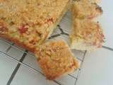 Crumb cake à la rhubarbe ou carrés à la rhubarbe et crumble