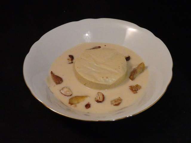 Velouté De Chataigne Au Foie Gras
