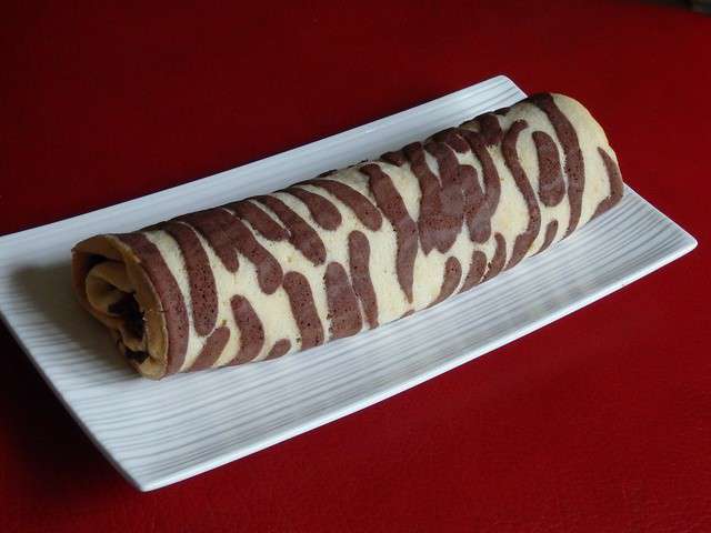 Gâteau roulé imprimé tigre - Recettes de cuisine Ôdélices